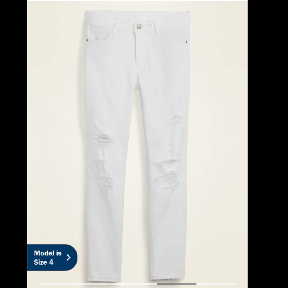 Old Navy 💕 White Distressed Mid-Rise Skinny Jeans